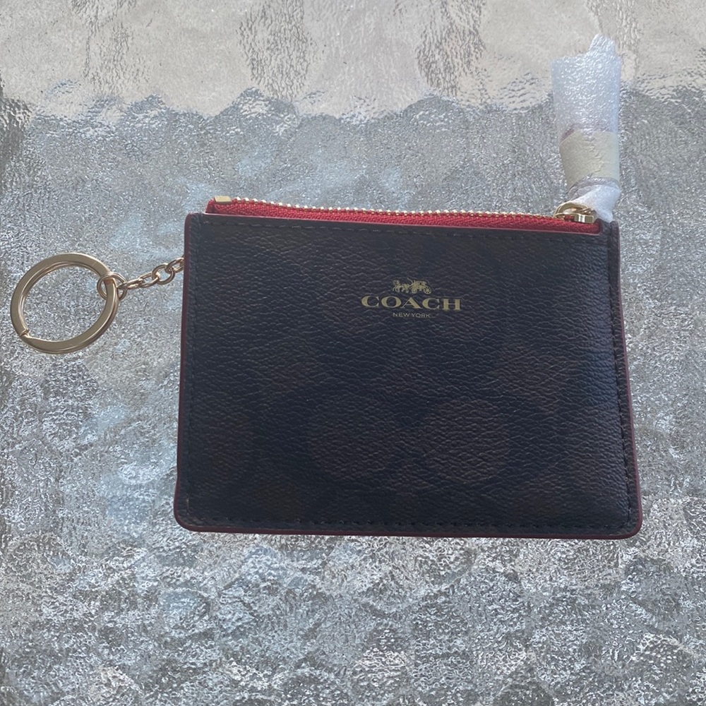 NWT coach card holder